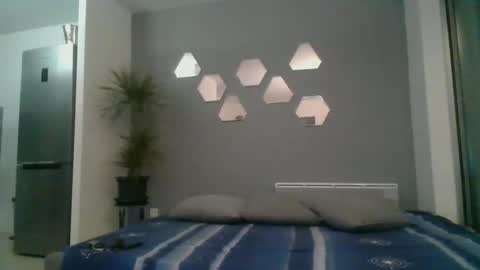 benbare13 online show from 12/30/24, 05:34