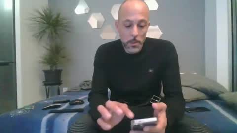 benbare13 online show from 01/21/25, 06:55