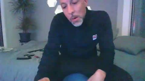 benbare13 online show from 02/22/25, 08:42