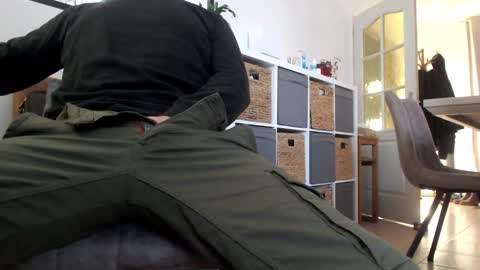 Snapshot of bencobra chatting on 12/02/24, 11:45 bencobra online show from 12/02/24, 11:45