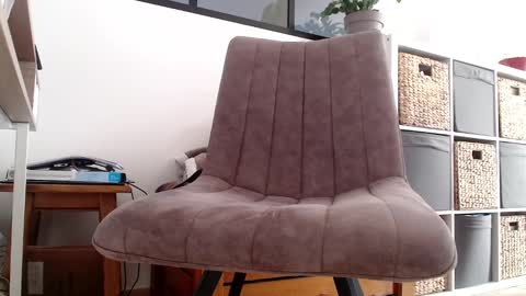 Snapshot of bencobra chatting on 01/15/25, 09:24 bencobra online show from 01/15/25, 09:24