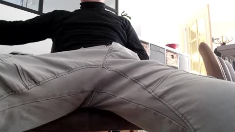 Snapshot of bencobra chatting on 01/17/25, 11:17 bencobra online show from 01/17/25, 11:17