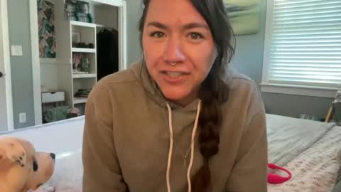 Snapshot of bendlikebecks chatting on 04/20/26, 01:14 bendlikebecks online show from 04/20/26, 01:14