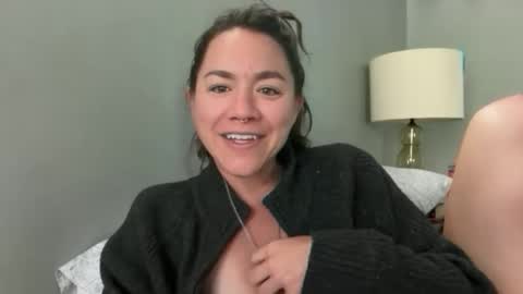 Snapshot of bendlikebecks chatting on 04/21/26, 03:07 bendlikebecks online show from 04/21/26, 03:07
