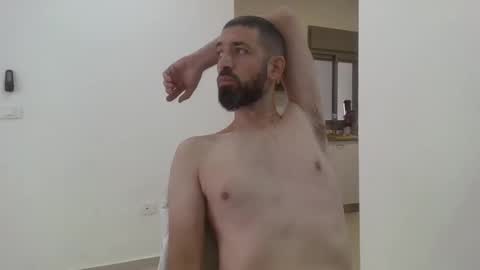 Snapshot of bendoor1 chatting on 11/19/25, 08:58 bendoor1 online show from 11/19/25, 08:58