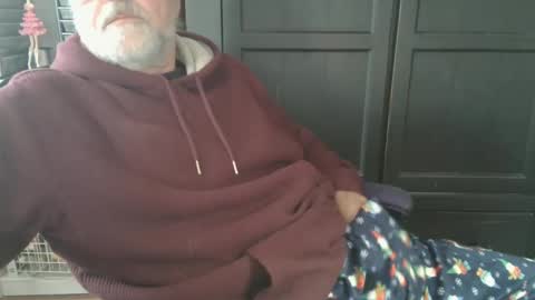 Snapshot of bendrinkin chatting on 02/07/25, 09:15 bendrinkin online show from 02/07/25, 09:15