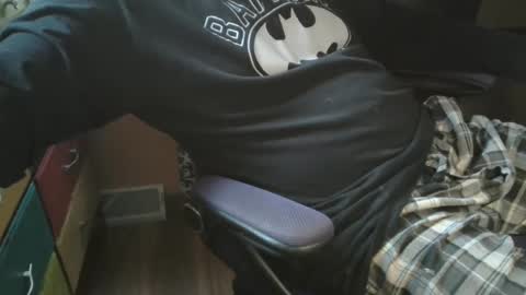 Snapshot of bendrinkin chatting on 10/07/25, 10:40 bendrinkin online show from 10/07/25, 10:40