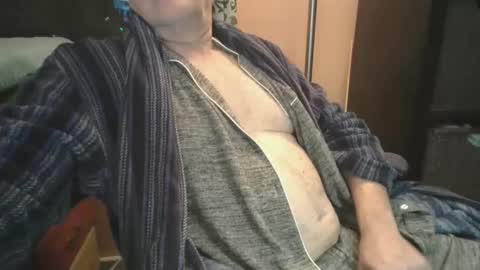 Snapshot of bendrinkin chatting on 02/05/26, 12:21 bendrinkin online show from 02/05/26, 12:21