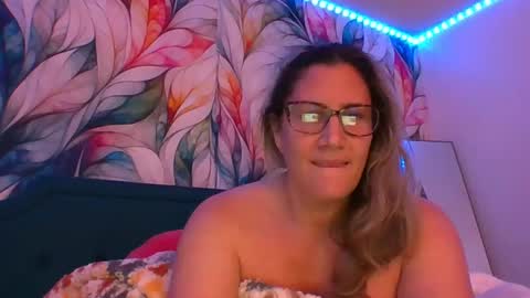 Becky online show from 12/09/24, 03:18