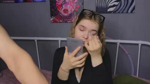 KENDALL  NATHAN online show from 06/09/26, 06:58