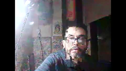 Snapshot of benidorm9 chatting on 12/25/24, 02:35 benidorm9 online show from 12/25/24, 02:35