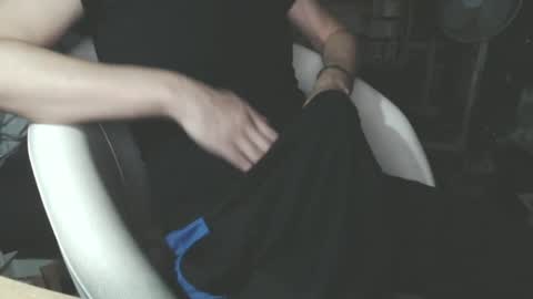 Snapshot of benijamin chatting on 12/01/24, 10:32 benijamin online show from 12/01/24, 10:32