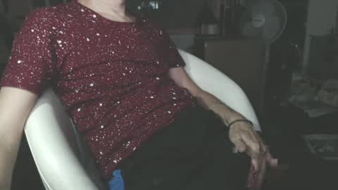 Snapshot of benijamin chatting on 12/03/24, 10:18 benijamin online show from 12/03/24, 10:18