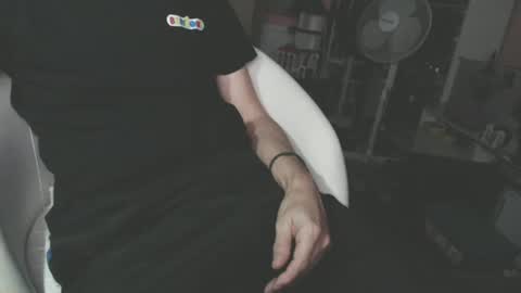 Snapshot of benijamin chatting on 12/09/24, 11:45 benijamin online show from 12/09/24, 11:45