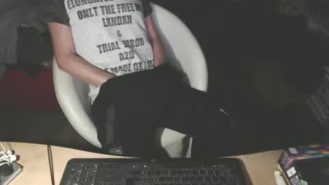 Snapshot of benijamin chatting on 01/06/25, 11:31 benijamin online show from 01/06/25, 11:31