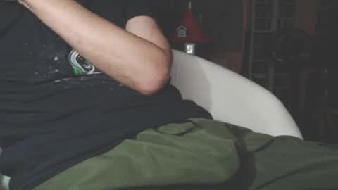 Snapshot of benijamin chatting on 09/23/25, 10:13 benijamin online show from 09/23/25, 10:13