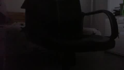 Snapshot of beninoam75 chatting on 12/17/24, 04:21 beninoam75 online show from 12/17/24, 04:21