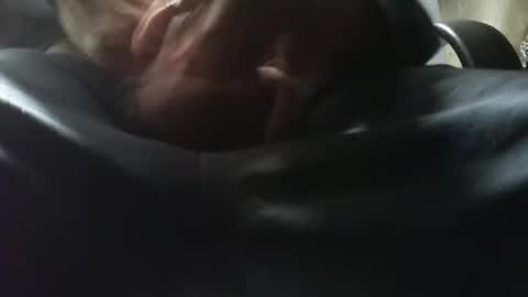 Snapshot of beninoam75 chatting on 03/08/26, 04:33 beninoam75 online show from 03/08/26, 04:33