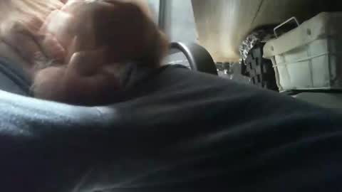 Snapshot of beninoam75 chatting on 04/18/26, 10:52 beninoam75 online show from 04/18/26, 10:52