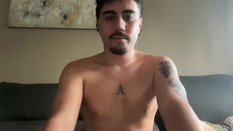 Snapshot of benito864 chatting on 10/30/25, 05:24 benito864 online show from 10/30/25, 05:24