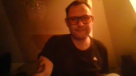 Snapshot of benizio_ chatting on 02/12/25, 02:24 benizio online show from 02/12/25, 02:24