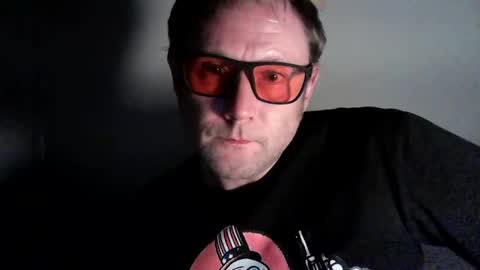 Snapshot of benizio_ chatting on 09/24/25, 01:53 benizio online show from 09/24/25, 01:53