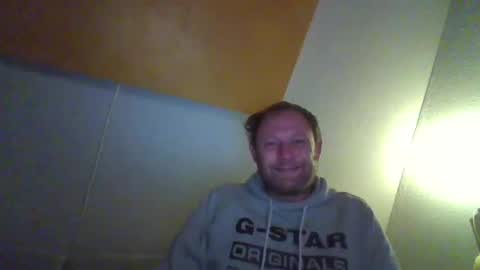 Snapshot of benizio_ chatting on 10/04/25, 04:16 benizio online show from 10/04/25, 04:16