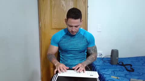 Snapshot of benjamin_isaac chatting on 01/03/25, 07:07 benjamin_isaac online show from 01/03/25, 07:07