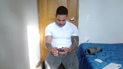 Snapshot of benjamin_isaac chatting on 01/04/25, 08:48 benjamin_isaac online show from 01/04/25, 08:48