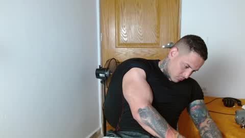 Snapshot of benjamin_isaac chatting on 02/27/25, 12:21 benjamin_isaac online show from 02/27/25, 12:21