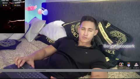 Snapshot of benjamincooperk1 chatting on 12/01/25, 08:30 benjamincooperk online show from 12/01/25, 08:30