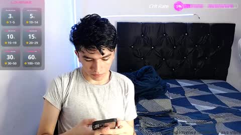 Snapshot of benji_hoter chatting on 01/29/25, 05:02 Benji Hoter online show from 01/29/25, 05:02