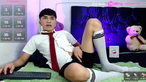 Snapshot of benji_hoter chatting on 09/30/25, 03:28 Benji Hoter online show from 09/30/25, 03:28