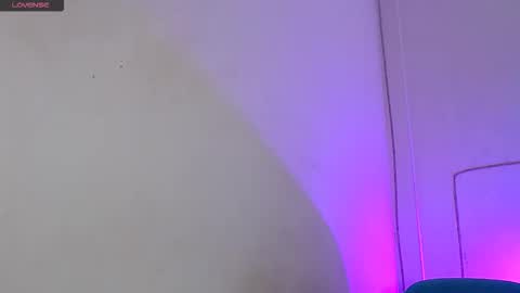 Snapshot of benji_hoter chatting on 10/11/25, 06:39 Benji Hoter online show from 10/11/25, 06:39