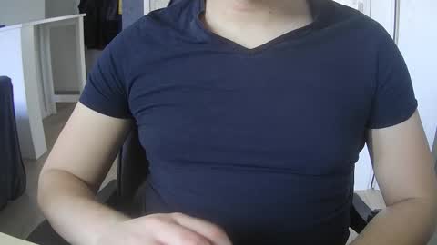 Snapshot of benjim69 chatting on 10/29/25, 12:29 benjim69 online show from 10/29/25, 12:29