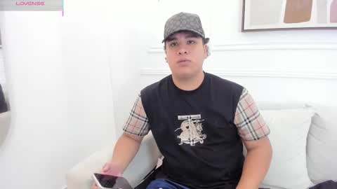 bennett_alejoo online show from 09/11/25, 04:18