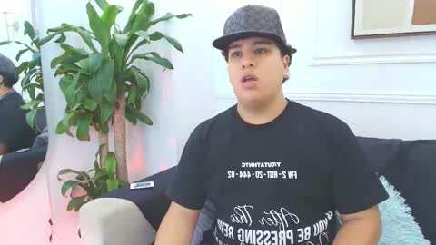 bennett_alejoo online show from 10/20/25, 09:26