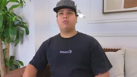 bennett_alejoo online show from 04/15/26, 05:42