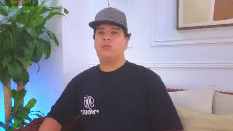 Snapshot of bennett_alejoo chatting on 07/19/26, 06:11 bennett_alejoo online show from 07/19/26, 06:11