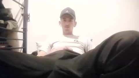 Snapshot of bennivanni chatting on 01/30/25, 07:18 bennivanni online show from 01/30/25, 07:18