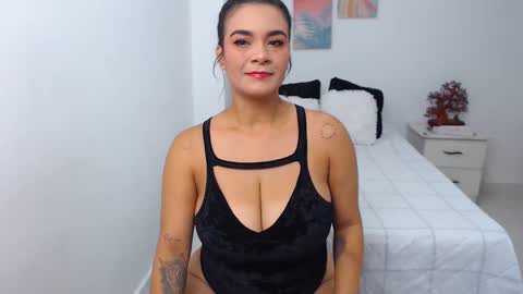 Snapshot of benny_austin chatting on 03/01/25, 04:47 benny online show from 03/01/25, 04:47