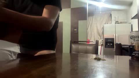 Snapshot of benny_yourdaddy chatting on 03/06/25, 09:25 benny_yourdaddy online show from 03/06/25, 09:25