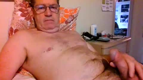 bennybutterfly007 online show from 05/11/26, 07:47