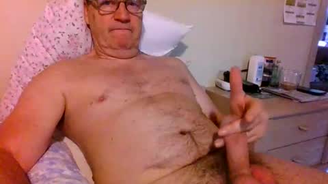bennybutterfly007 online show from 05/19/26, 09:04