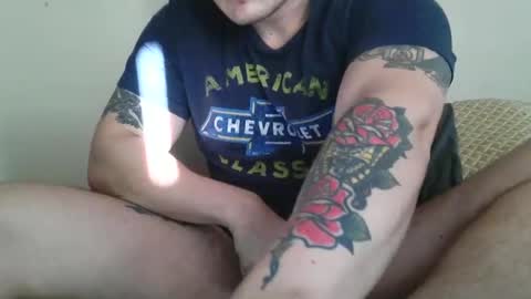 Snapshot of bennymaple chatting on 11/16/25, 02:00 bennymaple online show from 11/16/25, 02:00