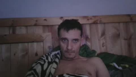 Snapshot of bennymn chatting on 01/03/25, 05:06 benny and innocentvixon online show from 01/03/25, 05:06