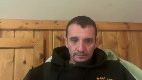 Snapshot of bennymn chatting on 04/12/26, 03:06 benny and innocentvixon online show from 04/12/26, 03:06