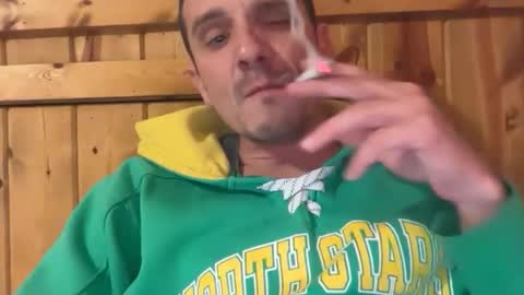 Snapshot of bennymn chatting on 04/15/26, 01:23 benny and innocentvixon online show from 04/15/26, 01:23