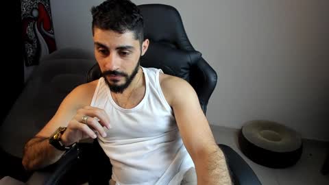 Snapshot of benpatrick69 chatting on 01/19/25, 09:45 ben online show from 01/19/25, 09:45