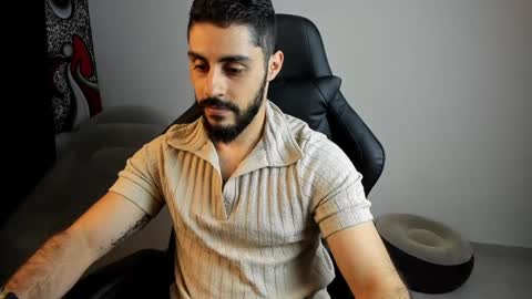 Snapshot of benpatrick69 chatting on 01/22/25, 01:53 ben online show from 01/22/25, 01:53